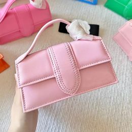 Womens Totes Handbags Mini Crossbody Bags Fashion 2023 New Light Pink Green High Quality Leather Ladies Designer Tote Cross Body