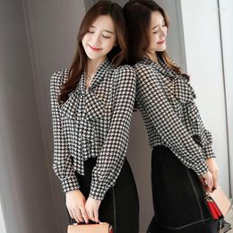 Women's Blouses Vintage Houndstooth Printed Bow Women's Shirt Elegant Office Lady V-Neck Pullovers Fashion Commute Loose Oversize Female