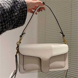 Coch tabby bag bag Handbag Classic Designer Luxury Crossbody Pillow Shoulder Bag 26 for Women Leather Outside Slip Pocket Flap