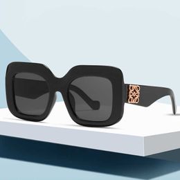 Brand New large box women's fashionable street photos sunglasses trendy sun visors 8165