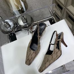 Designer women's slingback pump beige and ebony canvas sandal Leather sole Back buckle closure Mid-heel women luxury shoes slipper 02