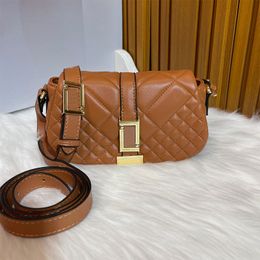 Quilted Crossbody Bags Palin Flap Shoulder Bag Genuine Leather Golden Hardware Newest Handbags Purse Fashion Letters Women Designer Wallets