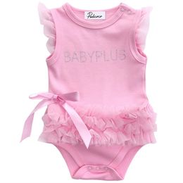 Rompers Brand born Infant Baby Girl Summer 0-24M Princess Romper Sleeveless Letter Print Lace Bow Pink Jumpsuits Romper 230628