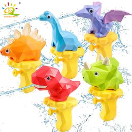 Sand Play Water Fun HUIQIBAO Cute Dinosaur Baby Cartoon Animals Water Gun Portable Children Summer Beach Outdoor Water Spray Guns Toys Boy Kids Game 230629