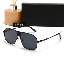 Top designer sunglasses for ladies High quality fashion glasses frame letter designed for men women optional