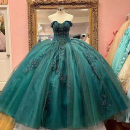 2023 Sexy Emerald Green Quinceanera Dresses Off The Shoulder Tulle Ball Gown Appliques Lace Crystal Beads Corset Back For Sweet 15 Girls Party Wear