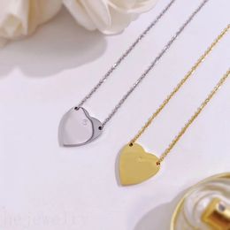 Fashion plated gold necklace designer earrings for men chains womens birthday gift jewelry ins heart luxury mens chain graceful street shopping C23
