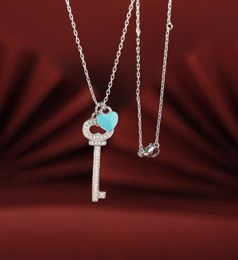 2023 lovely cute pendant Necklaces long silver thin stainless steel chain blue heart diamond crystal key design Women necklace with dust bag and box