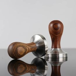 Tampers Coffee Tamper مطرقة مسحوق إسبرسو خشبية 51 مللي متر 53 مللي متر 5753 مللي متر 58 مللي متر الفولاذ المقاوم للصدأ أداة باريستا ملحقات القهوة خشب متين 230628