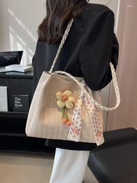 Evening Bags Woven Straw Bag For Women's Large Capacity Summer Applique Doll Flower Versatile Shoulder Commuter Tote Fashion Handbag