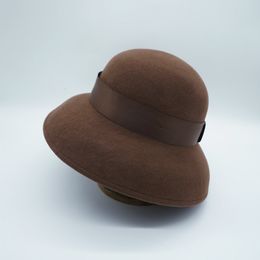 Wide Brim Hats Bucket French elegant retro Hepburn Xiaoxiang brown black bell shaped Woollen hat women s autumn and winter British fisherman 230629