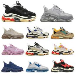 Luxury designer casual shoes, three S sneakers, black, white, blue, red, green and yellow for men and women to become men's platform coaches.