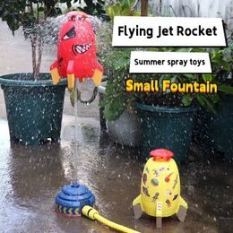 Bath Toys Flying Jet Rocket Small Fountain 360 Degree Rotating Sprinkler Inject Splashing Water Outdoor Pool Party Children's Summer Toy 230628