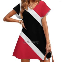Повседневные платья Флаг Тринидада и Тобаго Свободная юбка с коротким рукавом с v-образным вырезом Элегантное платье высокого качества из легкой ткани