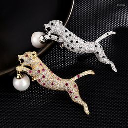 Brooches 2023 Luxury Zircon Leopard Rhinestone Brooch Pins Vintage Crystal Animal For Women Accessories Jewellery Badges Gift