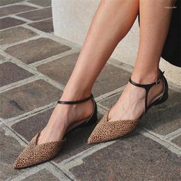 Sandals Flat Women Mueller Shoes 2023 Summer Faux Suede Casual Ankle Buckle Hollow Pointed Toe Sandal Dropshopping