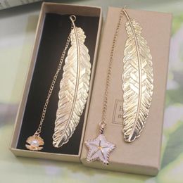 Cute Metal Feather Bookmark Kawaill Novelty Book Reading Item Creative Gift For Kids Children Stationery Teacher Supplies