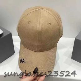 Designer Men Women Classic Alphabet baseball cap Snapback Cap Outdoor adjustable visor Super high quality multi-color Brown hat with black brim embroidered