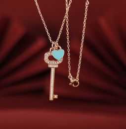 2023 lovely cute pendant Necklaces long rose gold thin stainless steel chain blue heart diamond crystal key design Women necklace with dust bag and box