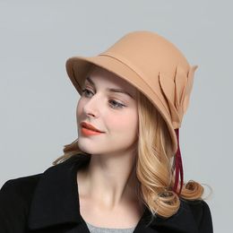 Imitation Wool Female Felt Hat Autumn Winter Warmth Ladies Classic Top Hat Women Narrow Brim Bucket Hats with Leaves and Flowers