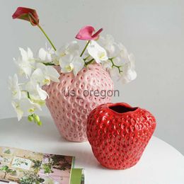 Vases Strawberry Vase Ceramic Vase Flower Pot Artificial Fruit Floral Arrangement Accessories Terrarium Home Decoration Accessories x0630
