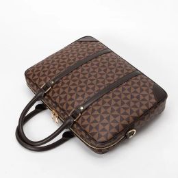 Made In China Wholesale price Women & Men's briefcase Bags Designer Luxurys Style handbag Classic Brand Hobo Fashion bag Purses wallets GOOD Computer case