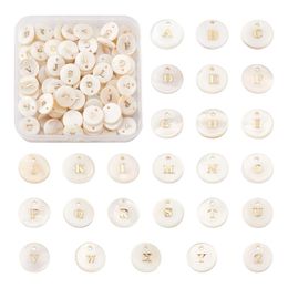 Necklaces 104pcs/box Natural Shell with Gold Colour Alphabet Charm Flat Round Freshwater Shell Charms Letter A~z Pendant for Jewellery Making