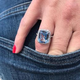 Cluster Rings Gorgeous Bridal Wedding Crystal Square Cubic Zirconia Elegant Accessories High Quality Statement Ring For Women