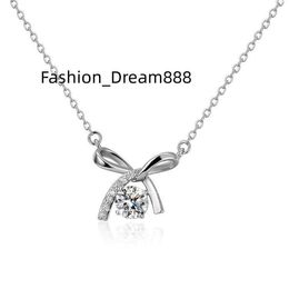 New Fashion Sterling Sier Bowknot Moissanite Necklace Women