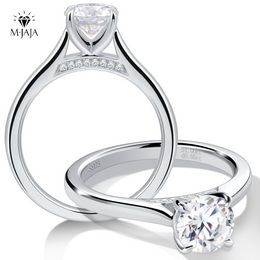 Engagement Ring 925 Sterling Silver 18K White Gold Plated 1.0ct Diamond Moissanite Rings Round Cut D Color VVS1 Fine Jewelry