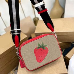 strawberry Shoulder Bags Women designer camera bags Luxurys Handbag Top Quality Tote Leather Designer Crossbody Female Messenger Purses 230615