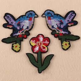 7 2cm 11 8cm Embroidered Iron On Patches Delicate Beauty Cross-stitch Birds Badges Design diy Cloth Bag accessories2517