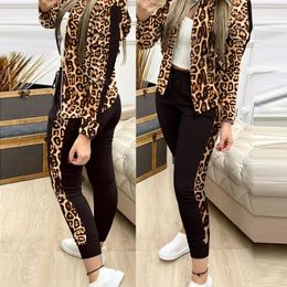 Fatos de treino femininos Trend Leopard 2 peças Conjunto de duas peças Roupas femininas Roupas ativas com zíper Top Leggings Combinando Treino Feminino para 230629