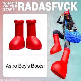 2023 Designer MSCHF Männer Frauen Regenstiefel Großer roter Stiefel EVE Gummi Astro Boy Reps Overknee Booties Cartoon Schuhe Dicke Bodenplattform