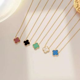 Fashion Pendant Necklaces for women Elegant Leaf Clover locket Necklace Highly Quality Choker chains Designer Jewellery 18K Plated gold girls Gift new