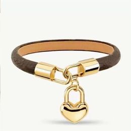 Designer charm Bracelets love Fashion Leather Magnetic Buckle bijoux gold Bracelet Chain Luxury Fine Jewelry Unisex Wristband High259y