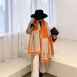 Winter Scarf Pashmina For Designers warm Scarfs Fashion Classic Women imitate Cashmere Wool Long Shawl Wrap2678
