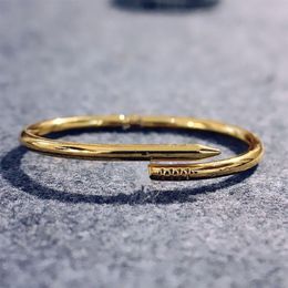 2021 gold-plated men's nail Bangle diamond design womens fashion luxury non-fading hypoallergenic Jewellery love270B
