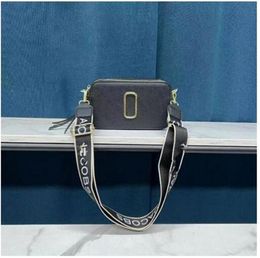 2023 borse da donna di design classico nuovo colore di contrasto piccola borsa quadrata tendenza lettera borse a tracolla singola all'ingrosso