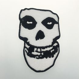 Famous Old School PUNK Embroidered Iron On Patch Motorcycle Punk Music Biker Patch DIY SKULL Applique Embroidery Badge Shippi180v
