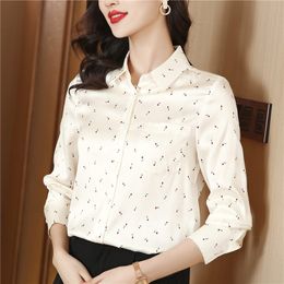 Vintage Satin Printed Beige Shirts Luxury Designer Long Sleeve Graphic Casual Blouses Autumn Winter Classic Lapel Button Up Shirts 2023 Office Ladies Simple Tops