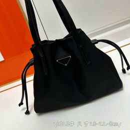 Designer Bag High Quality Tote Bag Luxury Bag Original fabric Fashion Commuter bag Wallet Mobile bag versatile large capacity