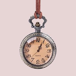 Pocket Watches Red Vintage Leather Chain Watch Transparent Russet Dial Bronze Case Quartz Elegant Gift Strap