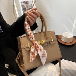 Baobao Women's 2023 New High Quality Silk Scarf Bag Fashion Litchi Pattern Large Capacity Handbag Inventory 561