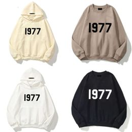 Designer Tracksuits Top quality Mens Luxury Sweatshirts Pullover Letter 1977 Sweater Men Women Brand Hooded Sportswear StreeGQQB