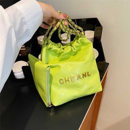 Large Capacity Women's Summer New Fashion Commuter Shoulder Versatile Rhombic Embroidery Water Bucket Bag model 8756