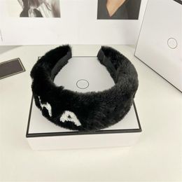 With BOX C Letter Designer FUR Headbands For Women Girl 2022 Winter New Luxury Wool Winter Headband Outdoor Hairband Head Wrap Bla256j