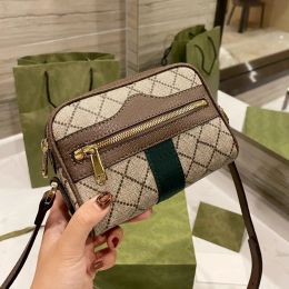 2023 Designers Letter Printed Shoulder Bag For Women Luxury Camera Bags Brand Handbags Real Leather Canvas Matching Purse Fashion Shopping C