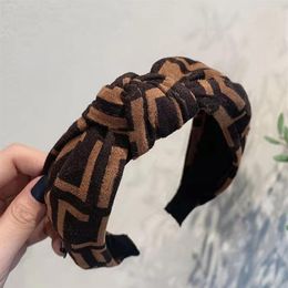 Luxury Pony Tails Holder Designer Headbands Hair Bands For Women Girl Brand Headband Letter Head Wrap Simple Broadside D2112202Z262J