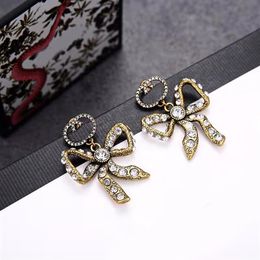 2021 new fashion Charm bow earrings ladies retro old style213w